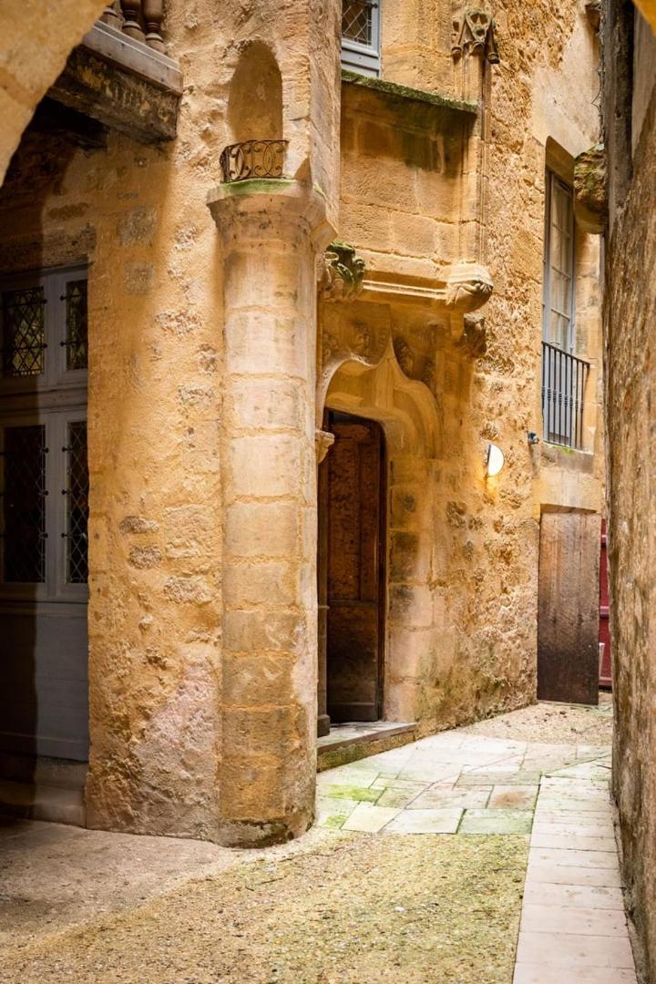 L'Intimiste - Place De La Liberte Sarlat-la-Caneda Luaran gambar